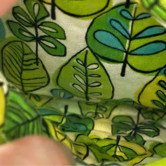 Vera Bradley | “Limes Up” Green Crossbody Women’s Shoulder Bag - Picture 8 of 15